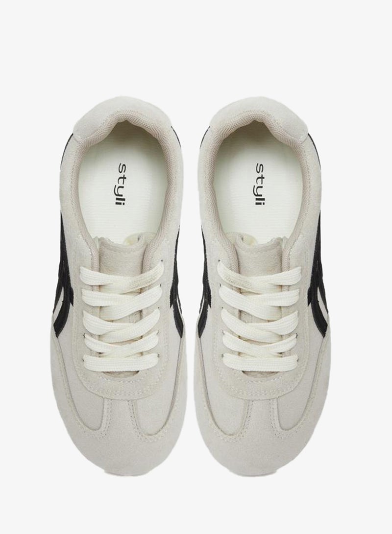 Styli Women Retro Style Lace-Up Sneakers - Image 5